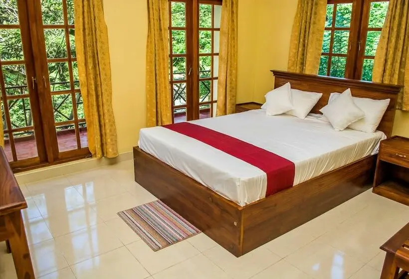 Family Apartment, Riverine Cascade