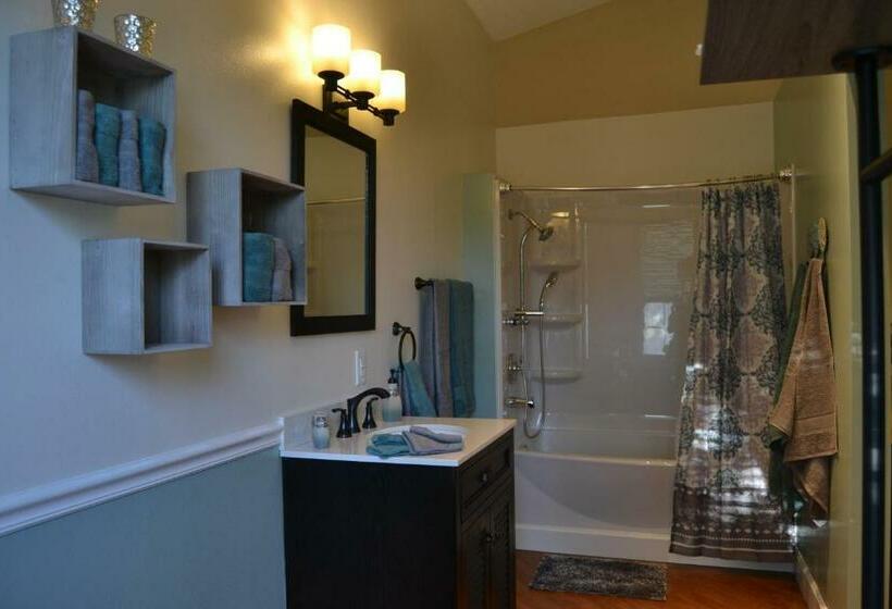 غرفة ديلوكس, Rock Pointe Ranch