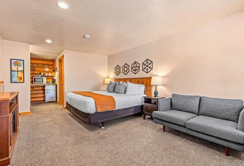 غرفة قياسية سرير مزدوج, Duck Creek Village Inn