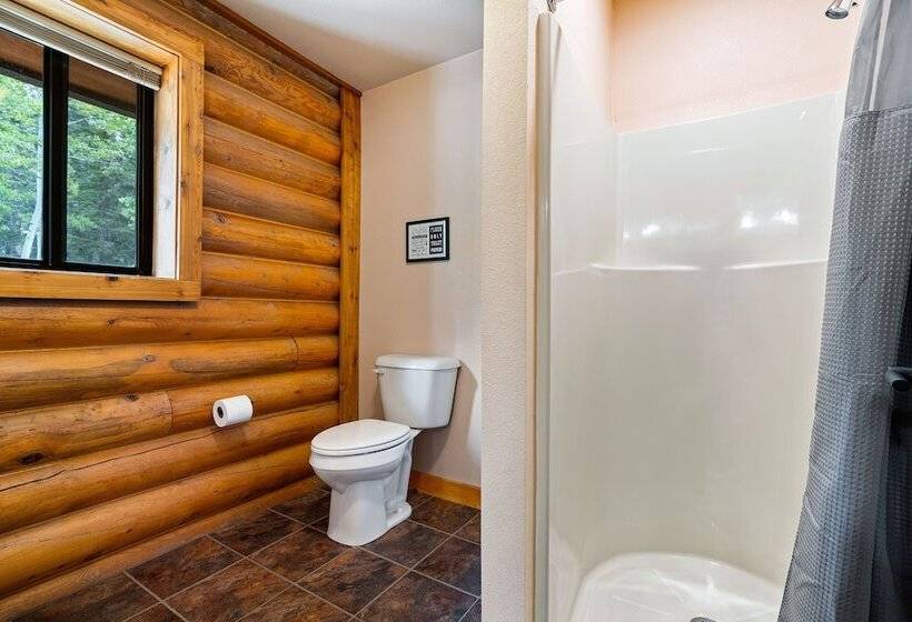 غرفه قياسيه سريرين مزدوجين, Duck Creek Village Inn