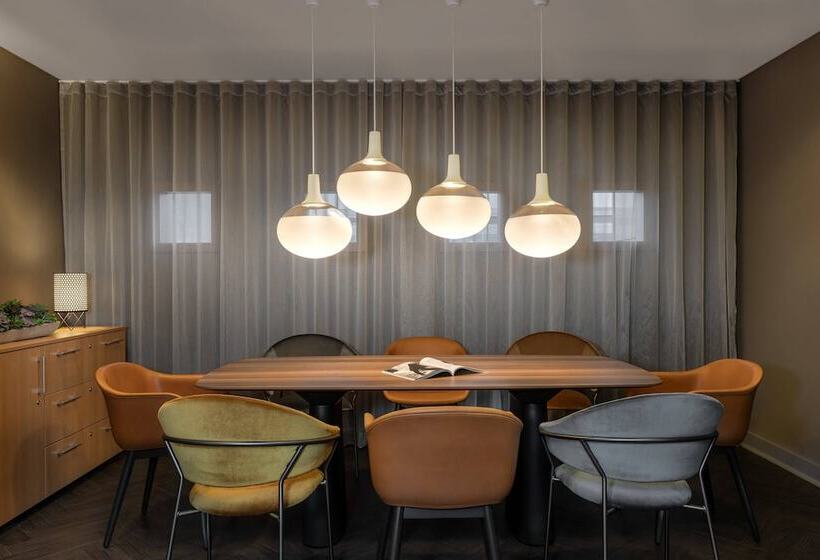 سوئیت پریمیوم, Frankfurt Airport Marriott