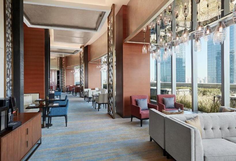 Club Szoba King-Size Franciaággyal, Sheraton Beijing Lize