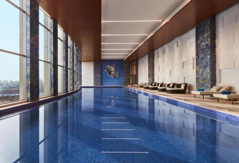 Utcára Néző Deluxe Szoba, Sheraton Beijing Lize