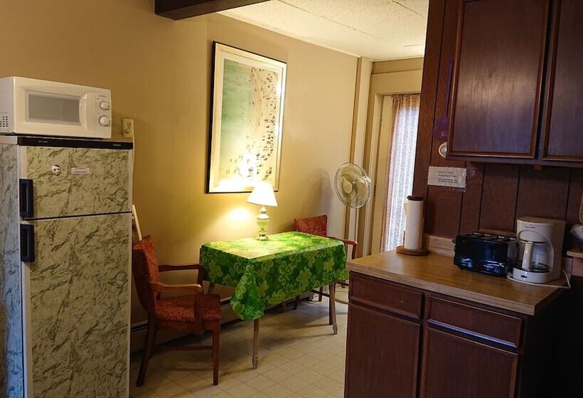 חדר סטודיו סטנדרד, Brookside Motor Inn