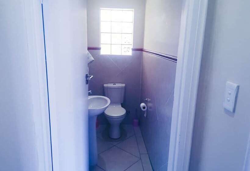 스탠다드 룸, Beachview Guest House