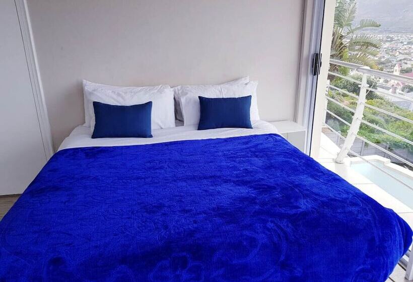 스위트 퀸침대, Beachview Guest House