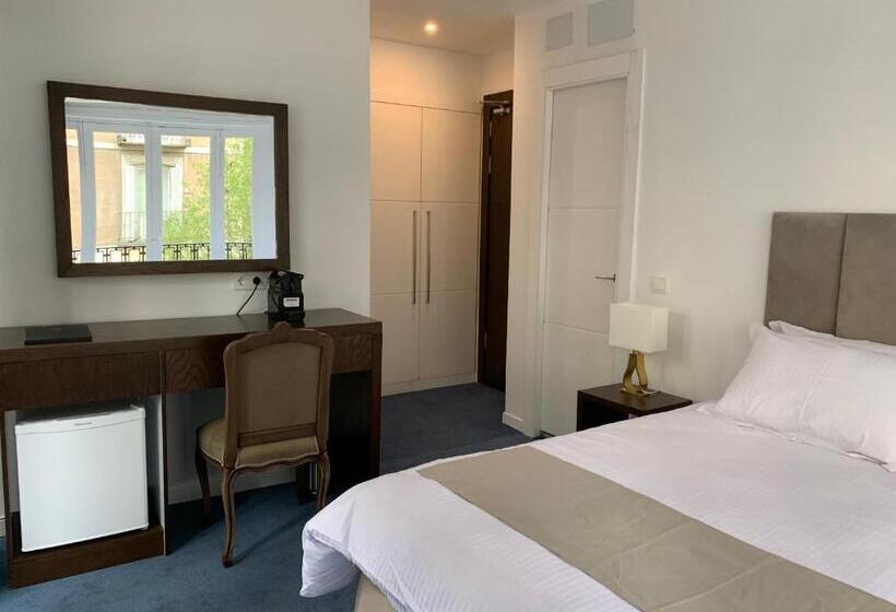 اتاق سوپریور با چشم‌انداز شهر, Casa Navid