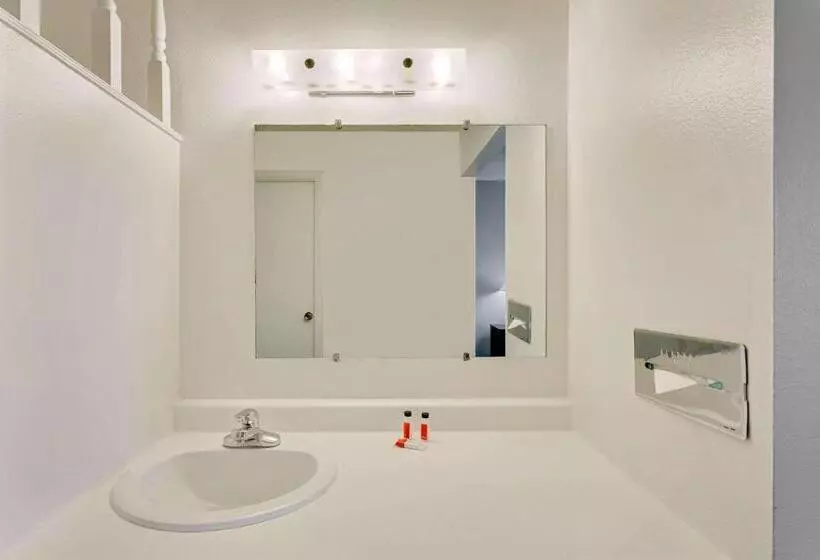 اتاق استاندارد, Super 8 By Wyndham Alturas