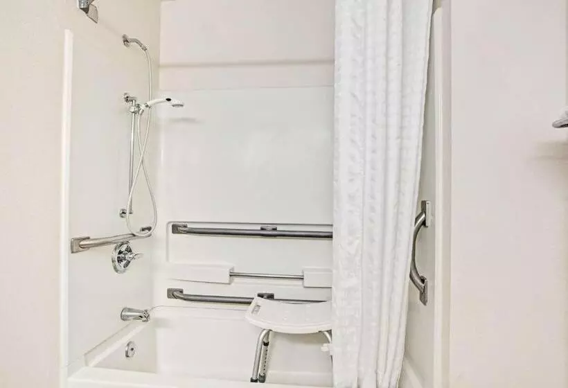 身障者適用スタンダードルーム, Super 8 By Wyndham Baltimore/essex Area