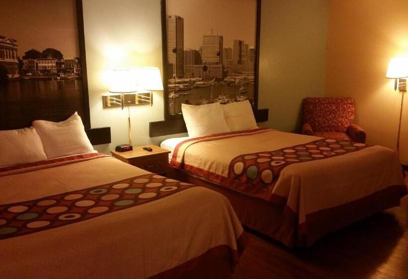 Quarto Estandar 2 Camas Casal, Super 8 By Wyndham Baltimore/essex Area