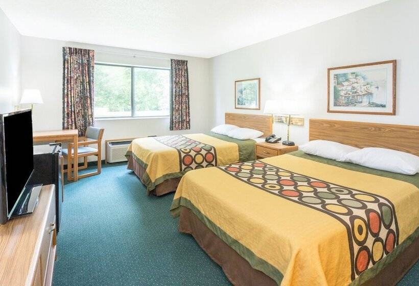 غرفه قياسيه سريرين مزدوجين, Super 8 By Wyndham Dewitt