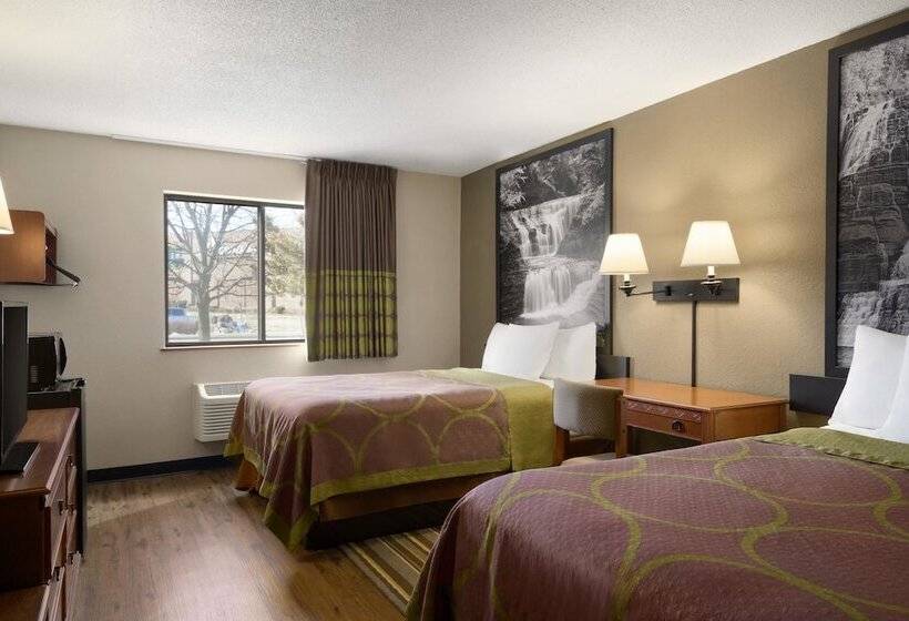 Номер Стандарт 2 Двуспальные Кровати, Super 8 By Wyndham Ithaca