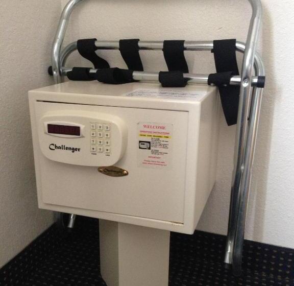 디럭스 룸, Super 8 By Wyndham Newport News/jefferson Ave