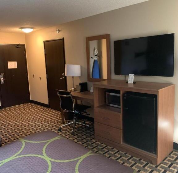 Номер Стандарт Адаптированный для Инвалидов, Super 8 By Wyndham O Neill Ne