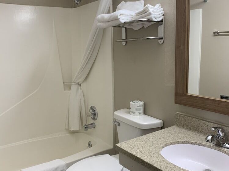 Номер Стандарт 2 Двуспальные Кровати, Super 8 By Wyndham O Neill Ne