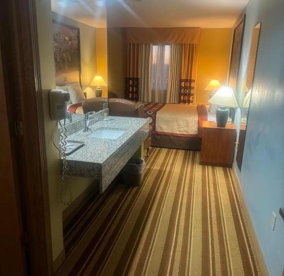 غرفة قياسية لذوى الاحتياجات الخاصة, Super 8 By Wyndham Sparta