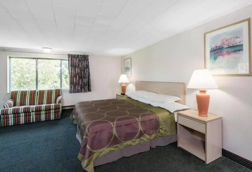 キングサイズベッドのスタンダードルーム, Super 8 By Wyndham W Yarmouth Hyannis/cape Cod