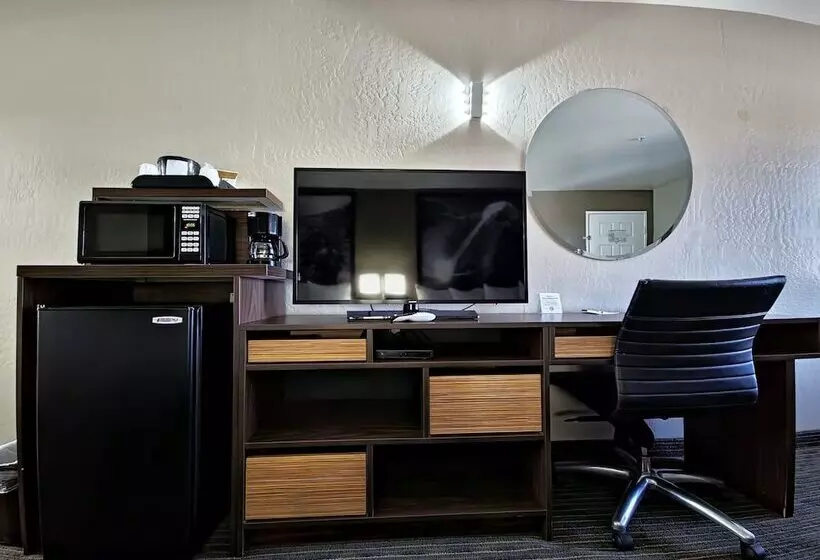 キングサイズベッドのスタンダードルーム, Super 8 By Wyndham Wickenburg Az