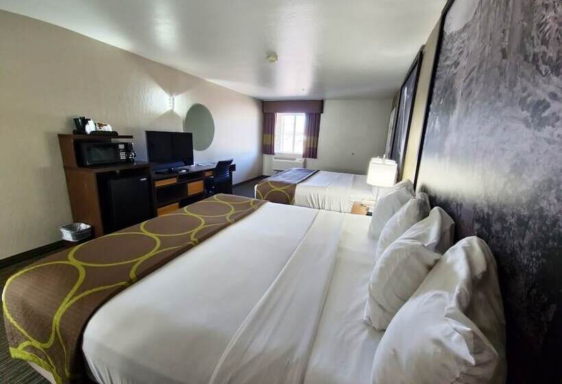 스탠다드 룸 킹사이즈 침대, Super 8 By Wyndham Wickenburg Az