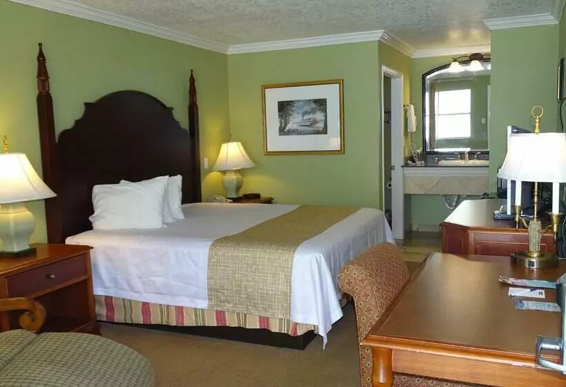 身障者適用クイーンサイズベッドルーム, Quality Inn