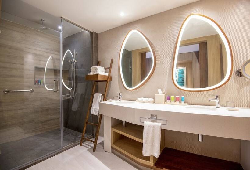 Полулюкс, Hyatt Ziva Cap Cana