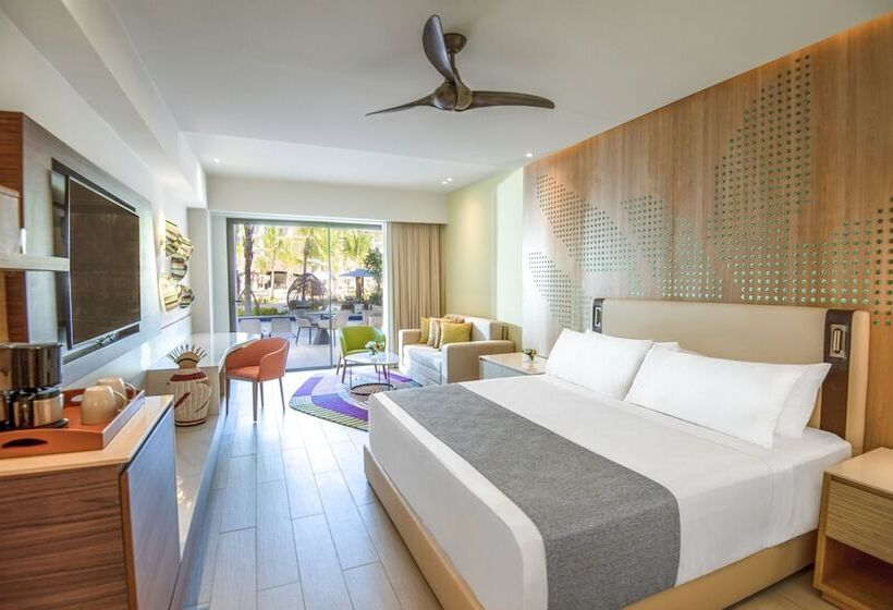 Полулюкс Клуб, Hyatt Ziva Cap Cana