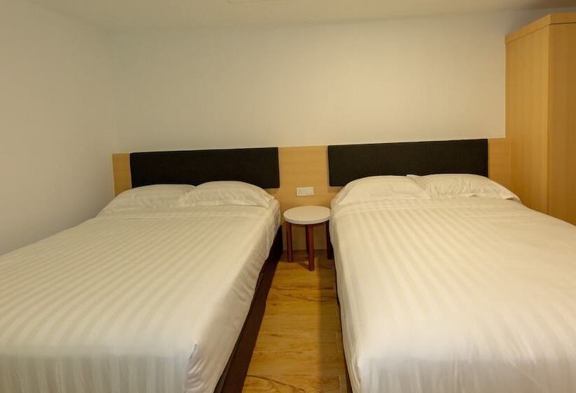 اتاق خانوادگی, Elmark Hotel Malacca