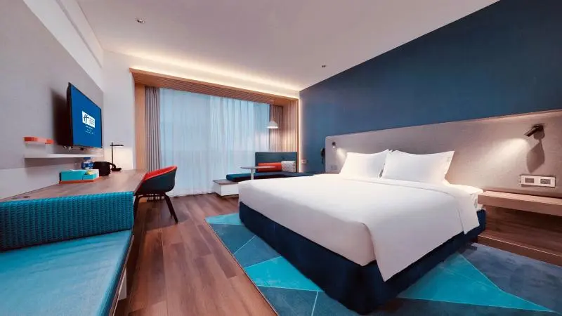 キングサイズベッドのスタンダードルーム, Holiday Inn Express Quanzhou City Center, An Ihg