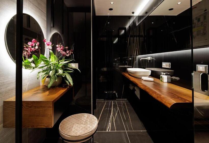 套房, The Corner Duomo