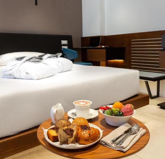 高级大房间, The Corner Duomo