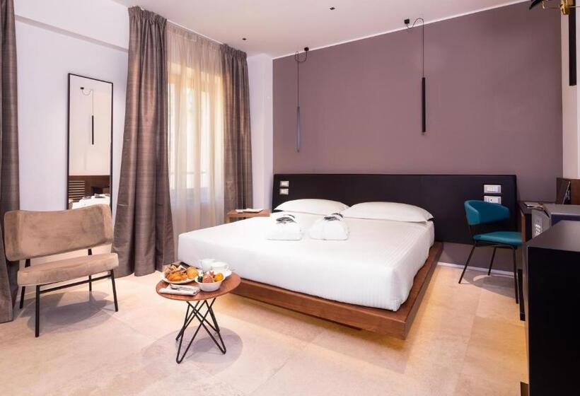 高级大房间, The Corner Duomo