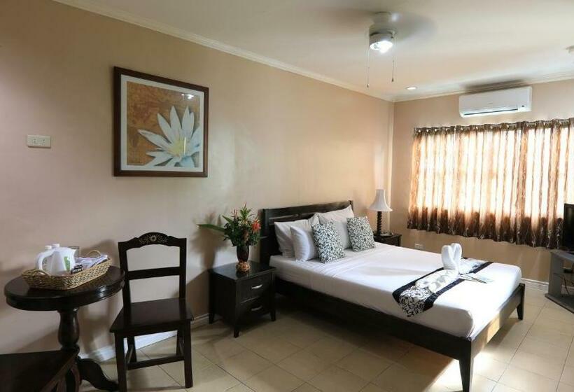 اتاق استاندارد, Loreland Farm Resort