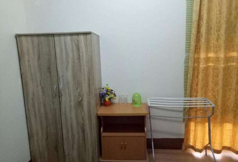 스탠다드 룸 공동 욕실, Tt Hostel Chiangrai