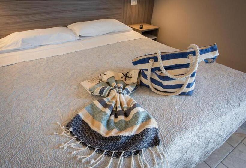 غرفة قياسية سرير مزدوج, La Plata Hotel   Con Piscina