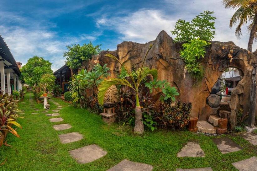 غرفة قياسية مزوَّدة بتراس, Binaria Museum