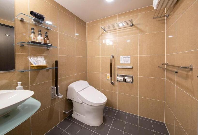 Номер Deluxe, Trad Replay