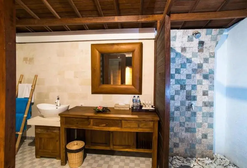 اتاق لوکس با بالکن و چشمانداز دریا, D Byas Dream Beach Club And Villa