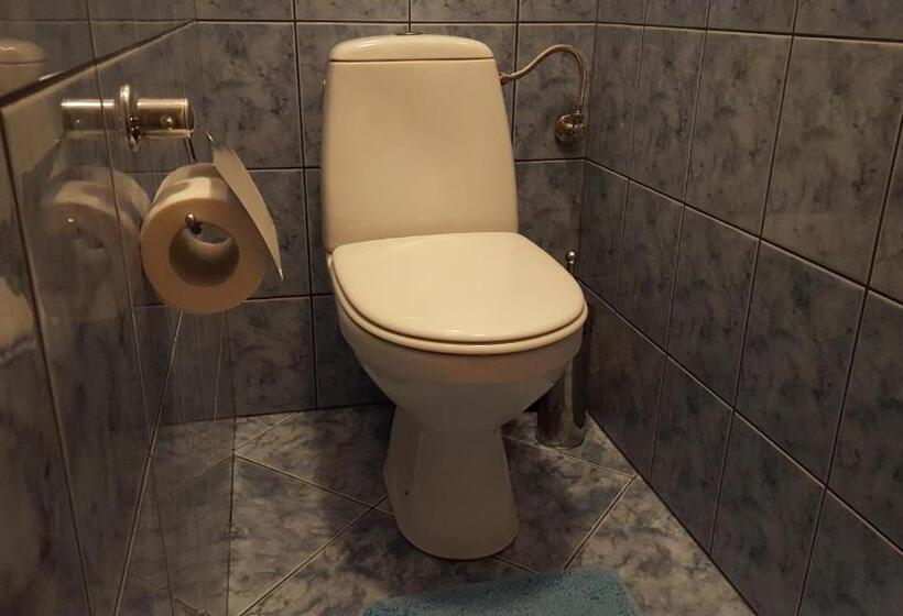 Standard Room Shared Bathroom, Dom Gościnny Korab