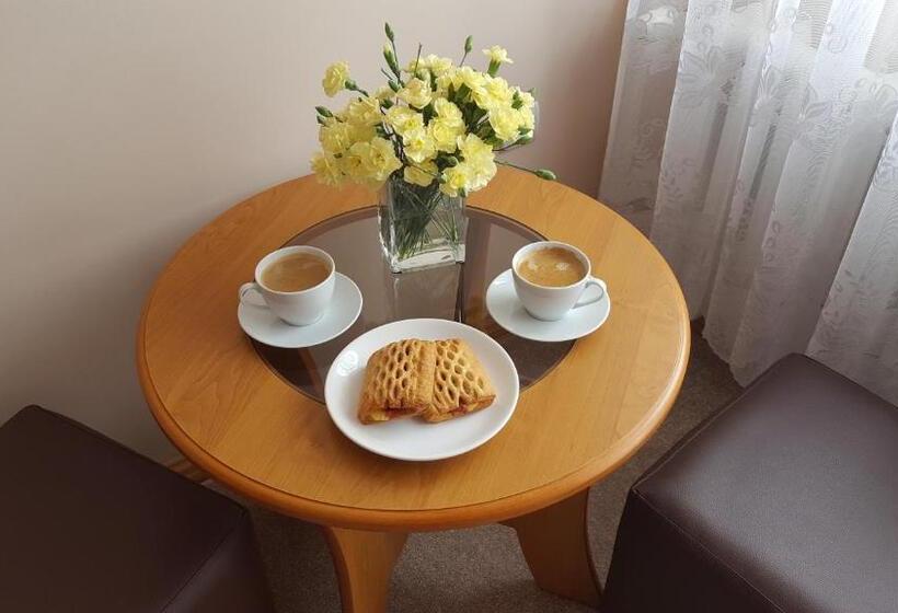 Standard Room Shared Bathroom, Dom Gościnny Korab