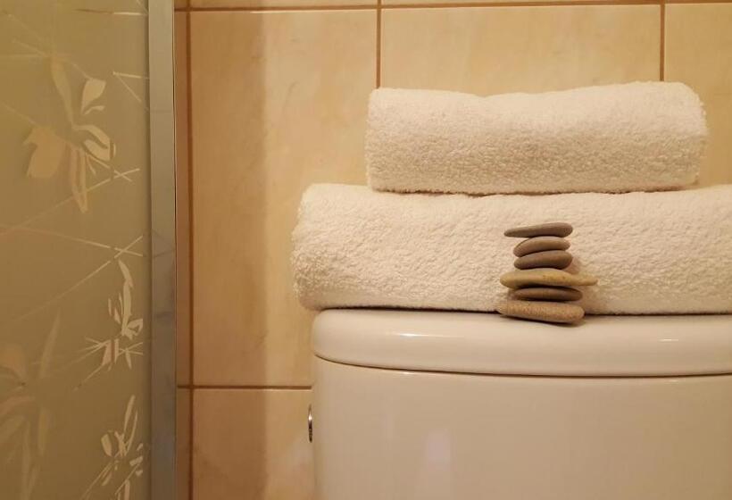 Standard Room, Dom Gościnny Korab