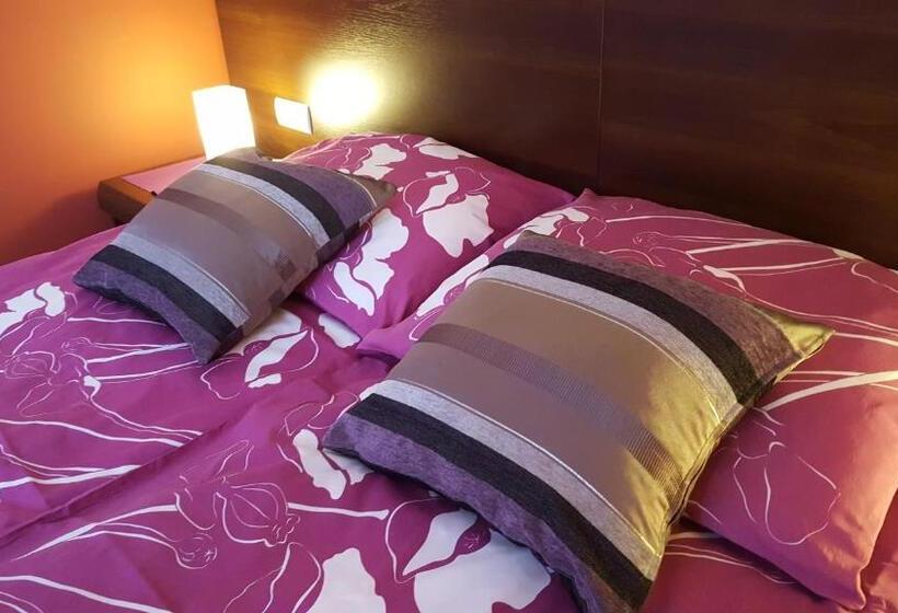 Standard Room, Dom Gościnny Korab