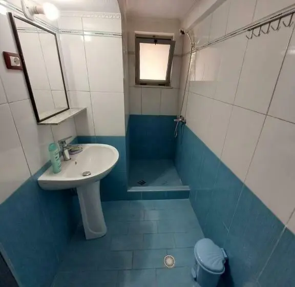 اتاق لوکس با چشمانداز, Guest House Argjiro Castle
