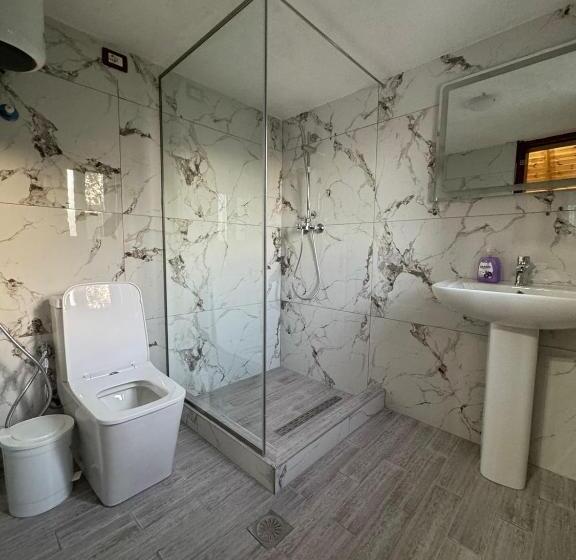 جناح ديلوكس, Guest House Argjiro Castle