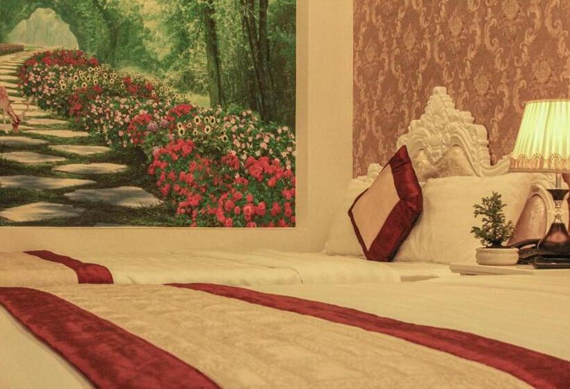 اتاق استاندارد چهارنفره با بالکن, Anh Tien