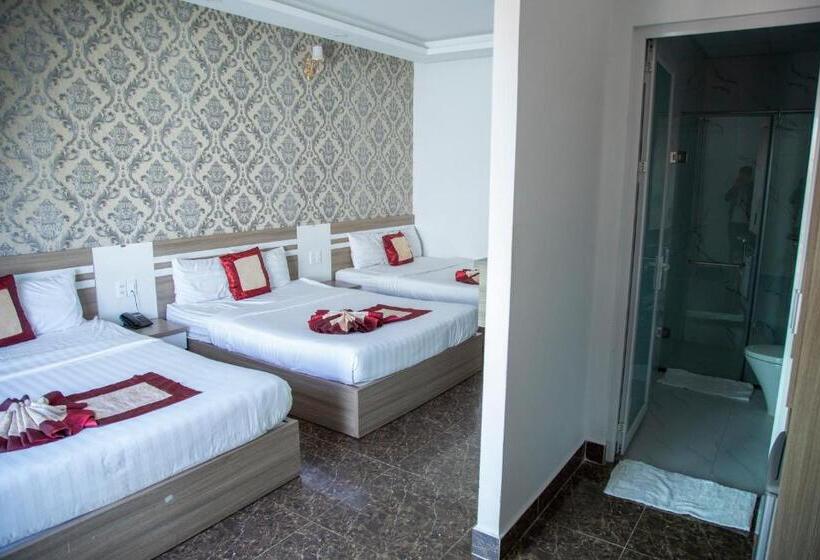 اتاق خانوادگی, Anh Tien