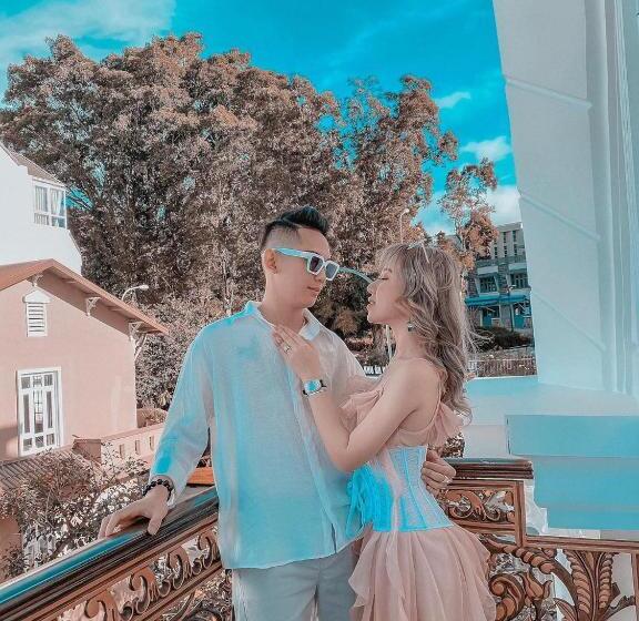 اتاق استاندارد چهار تخته, Anh Tien