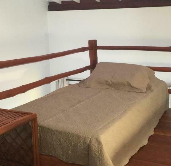 Deluxe Bungalow, Sina Residencial