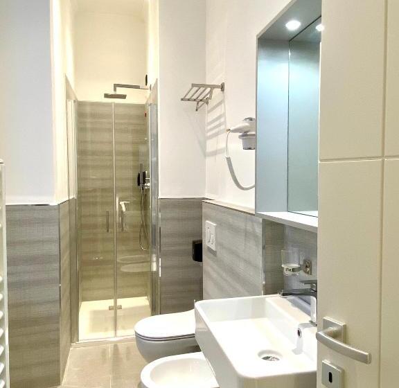 חדר דלוקס, The One   Sun  N Seas