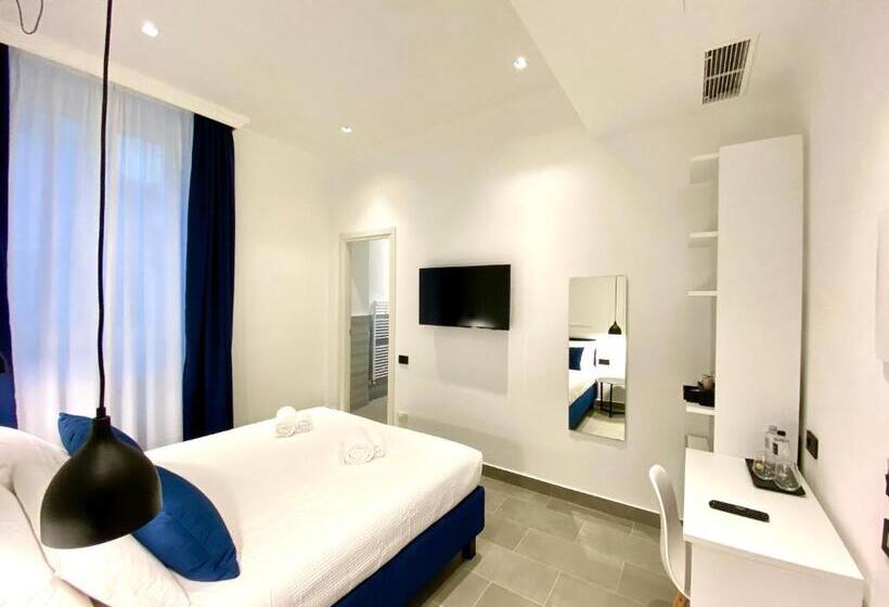 חדר דלוקס, The One   Sun  N Seas