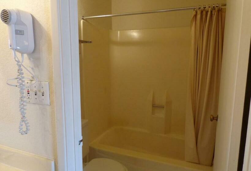 스탠다드 룸, Knights Inn Phoenix At N Black Canyon Hwy